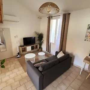 https://nouveau-la-tour-des-teinturiers-balcon-wifi.fr-provencehotel.com