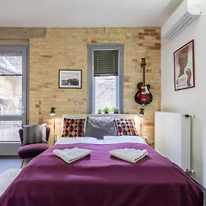 paulay-deluxe-studio.inbudapesthotels.com/