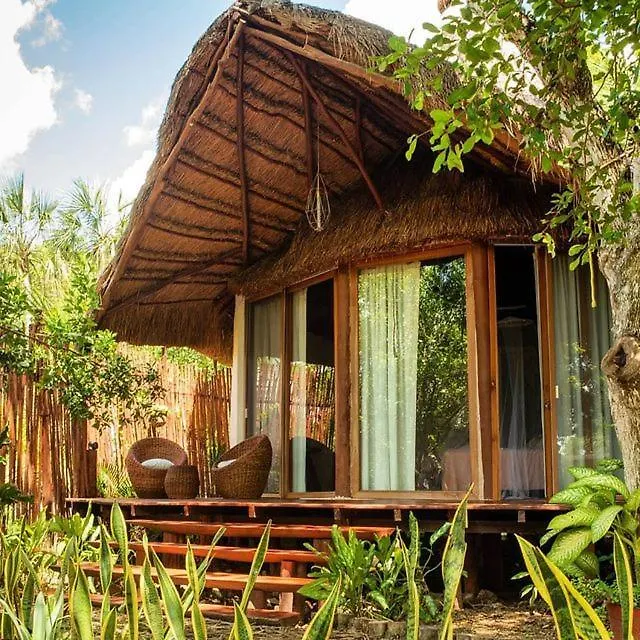 Pucte 13 Villa Bacalar 0*,  Mexico